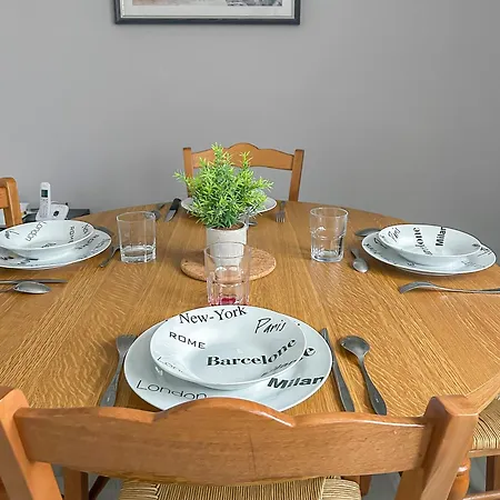 T2 Cuisine Equipee, Parking Prive, 4 Personnes Bayeux