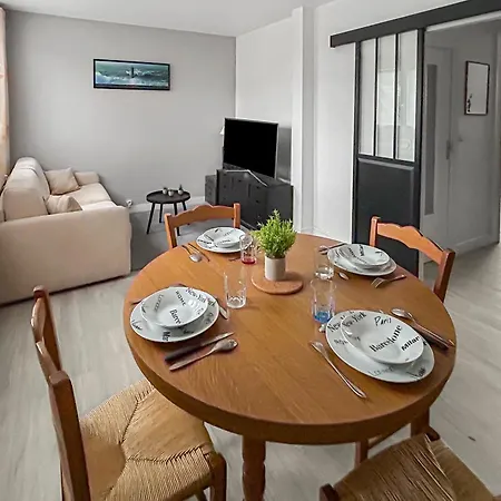 Apartmán T2 Cuisine Equipee, Parking Prive, 4 Personnes Bayeux