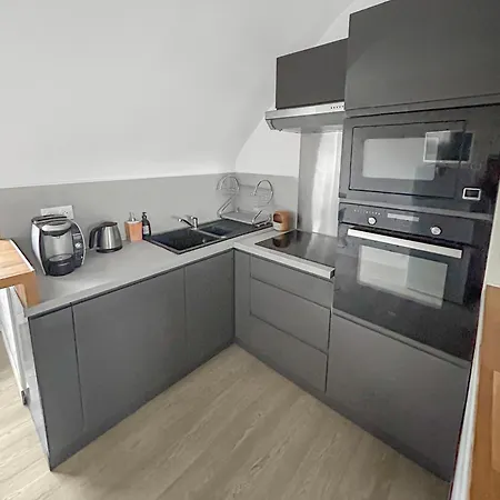 T2 Cuisine Equipee, Parking Prive, 4 Personnes Bayeux