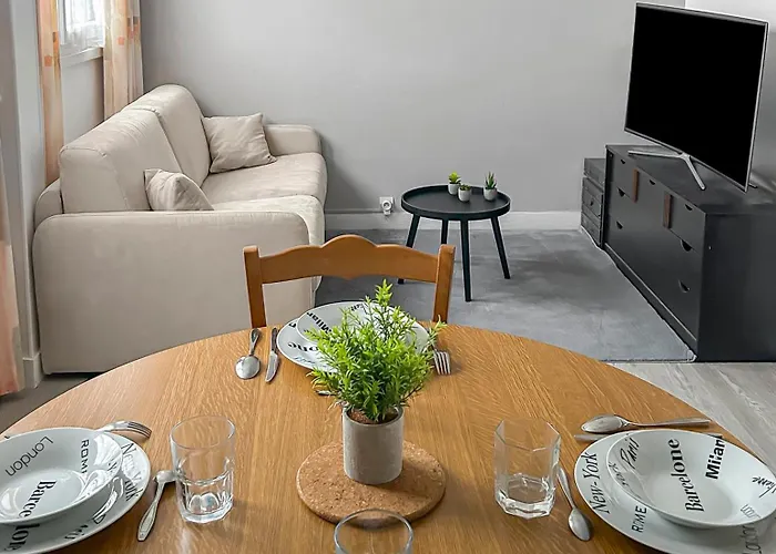 T2 Cuisine Equipee, Parking Prive, 4 Personnes Байе